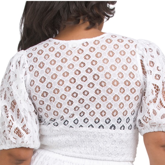 Band of The Free Puff Sleeve Lace Top Size M - Picture 2 of 2